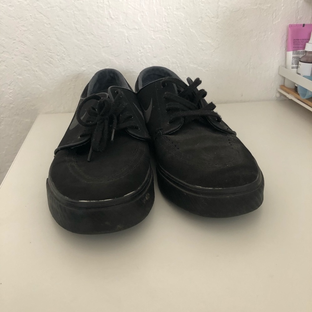 Black janoski